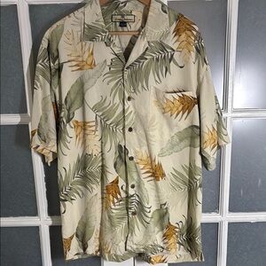 TM7028- Tommy Bahama 100% Silk Tropical Palm Shirt  Beige & Green Large